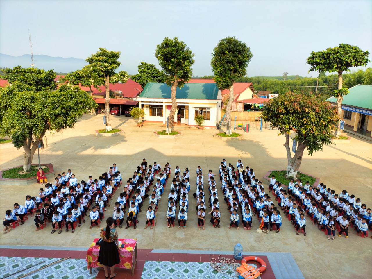 TRƯỜNG TH – THCS TRẦN PHÚ HUYỆN M’ ĐRẮK TỔ CHỨC TUYÊN TRUYỀN : PHÒNG CHỐNG “TAI NẠN THƯƠNG TÍCH ĐUỐI NƯỚC ” VÀ DỊCH BỆNH MÙA NẮNG