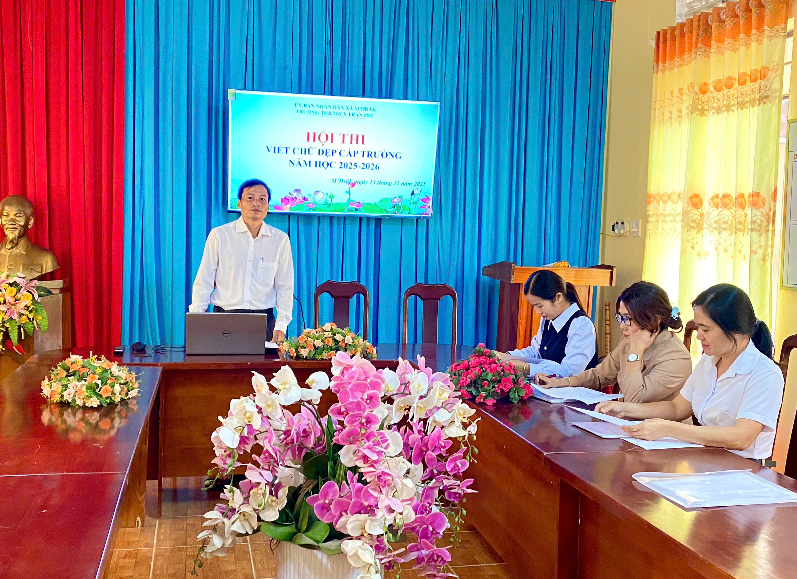 TRƯỜNG TH&THCS TRẦN PHÚ XÃ M’ĐRĂK TỔ CHỨC NHIỀU HOẠT ĐỘNG THI ĐUA SÔI NỔI CHÀO MỪNG NGÀY NHÀ GIÁO VIỆT NAM 20/11/2025 TRƯỜNG TH&THCS TRẦN PHÚ XÃ M’ĐRĂK TỔ CHỨC NHIỀU HOẠT ĐỘNG THI ĐUA SÔI NỔI CHÀO MỪNG NGÀY NHÀ GIÁO VIỆT NAM 20/11/2025